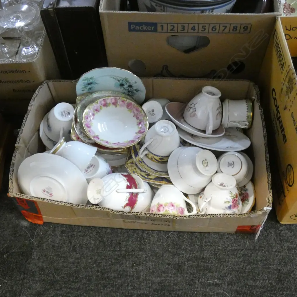 BOX LOT ASST. TRIOS / DUOS ETC Image 1++