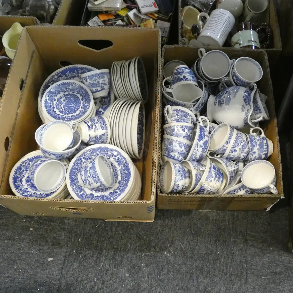 LARGE WOODS WILLOW PATTERN DINNERSET Image 1++