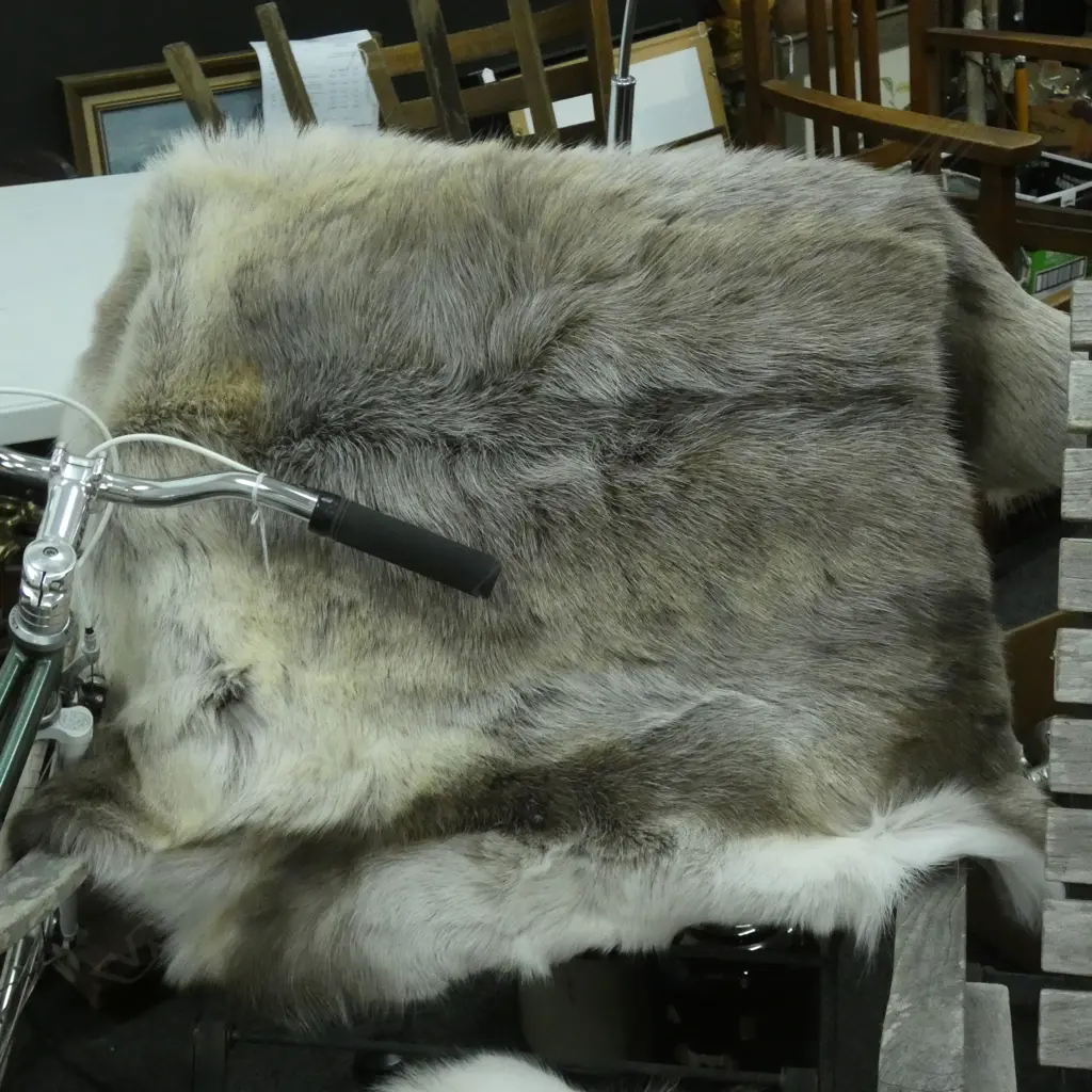 REINDEER HIDE RUG L.1250mm Image 1++