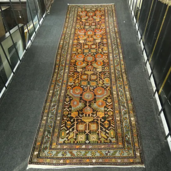 HAND KNOTTED WOOL PILE RUG 