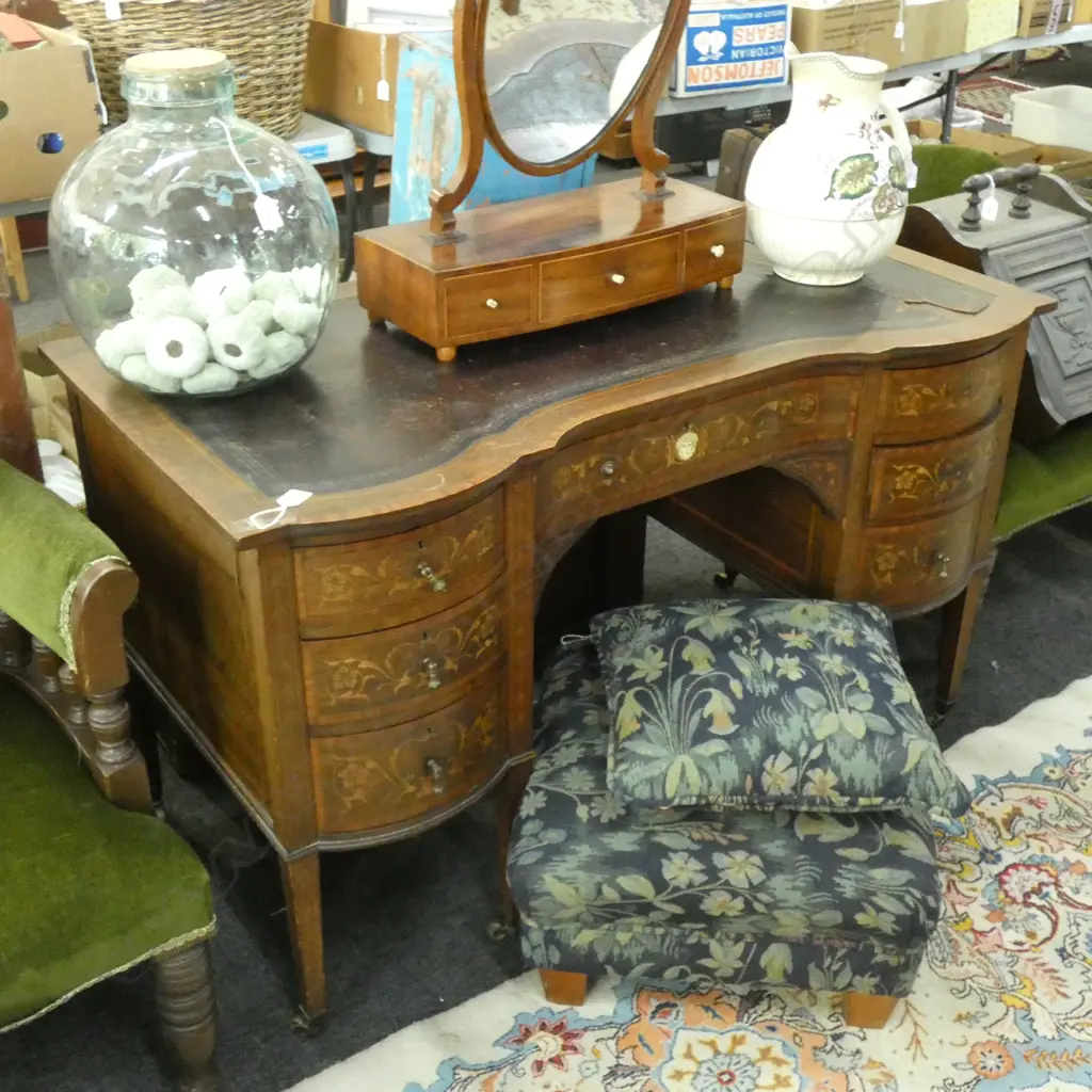 LEATHER TOPPED INLAID DESK... Image 1++