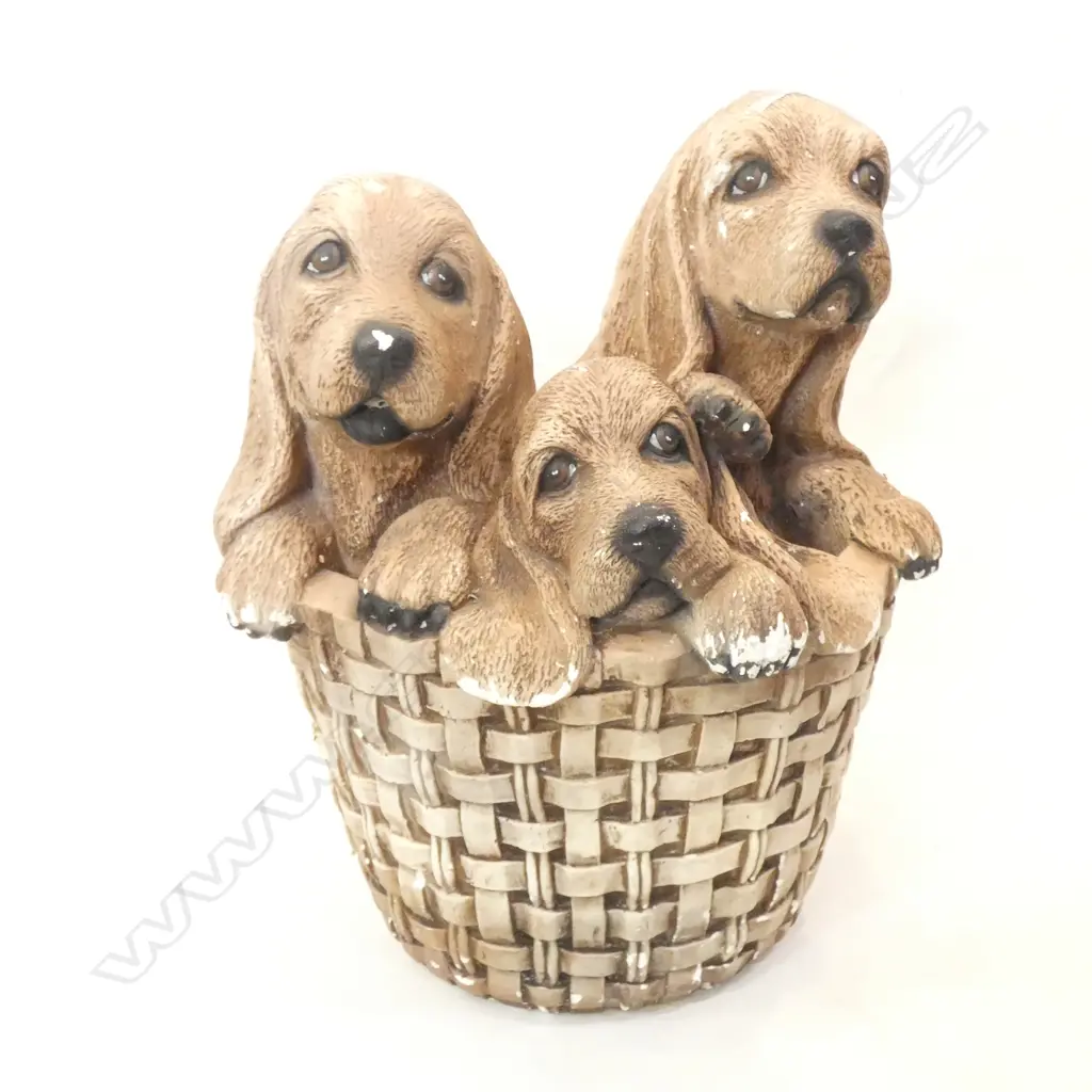 CONCRETE BASKET OF PUPPIES H.380mm Image 1++