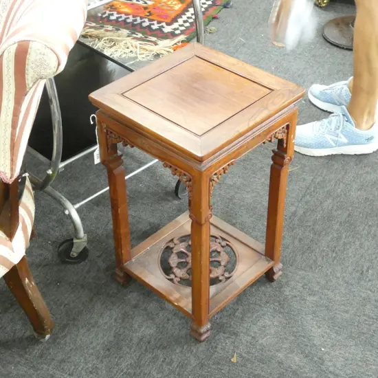 SQUARE ORIENTAL SIDE TABLE H.525mm