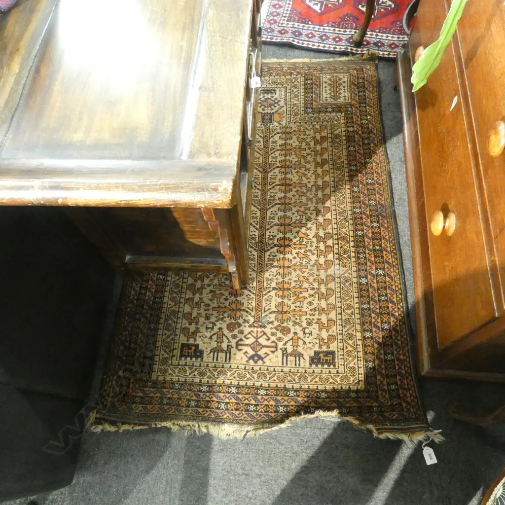HAND KNOTTED ALL WOOL RUG  Image 1++