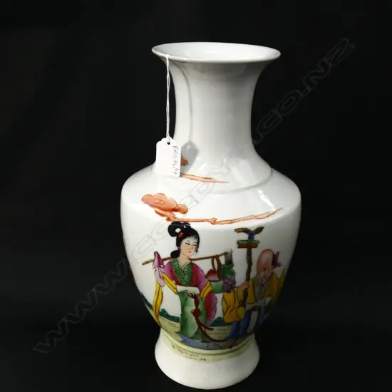 CHINESE VASE w. FIGURES & CALLIGRAPHY H.350mm