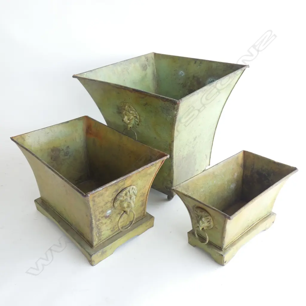 3 METAL CONTAINERS; GREEN VERDIGRIS FINISH H.270mm  Image 1++