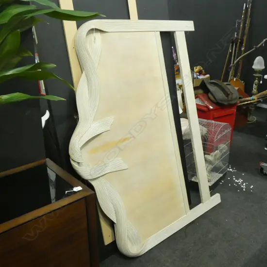 CONTEMPORARY WHITE WASHED HEADBOARD 