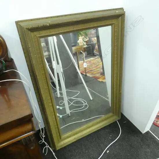 LARGE ANTIQUE GILT FRAMED MIRROR 1135x810mm