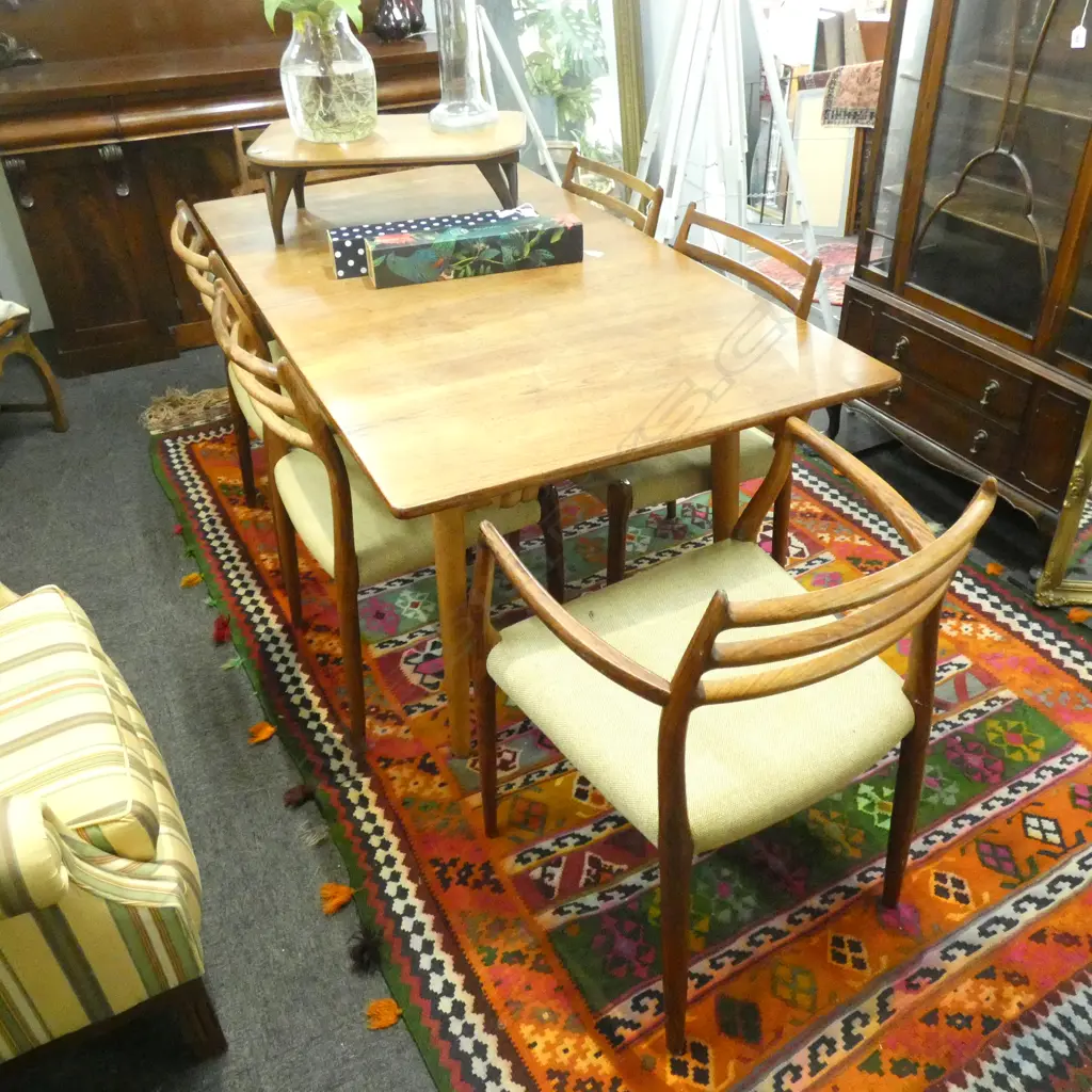 DANISH MID CENTURY TABLE & 6 CHAIRS  Image 1++