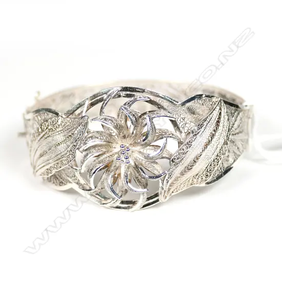 SILVER FILIGREE BANGLE FLORAL DESIGN 14.5G