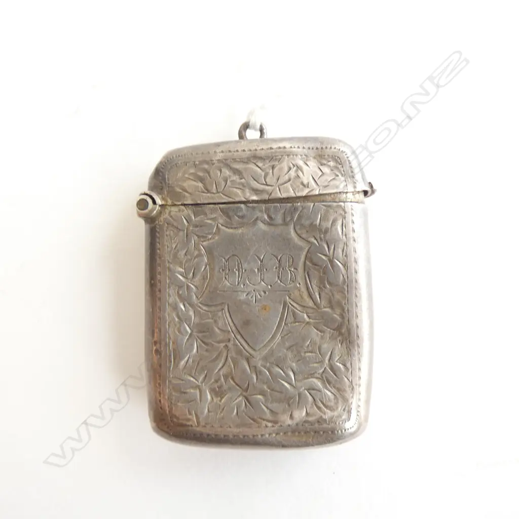 (1613) EDW SILVER VESTA ENGRAVED SOME DENTS Image 1++