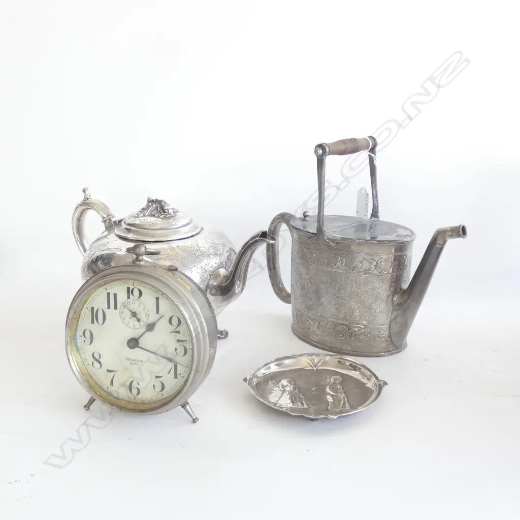 BOX LOT 2 EP TEAPOTS + 'BIG BEN' WESTCLOX ETC Image 1++