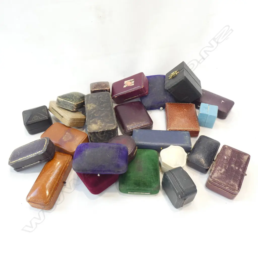BAG ASST. JEWELLERY BOXES Image 1++