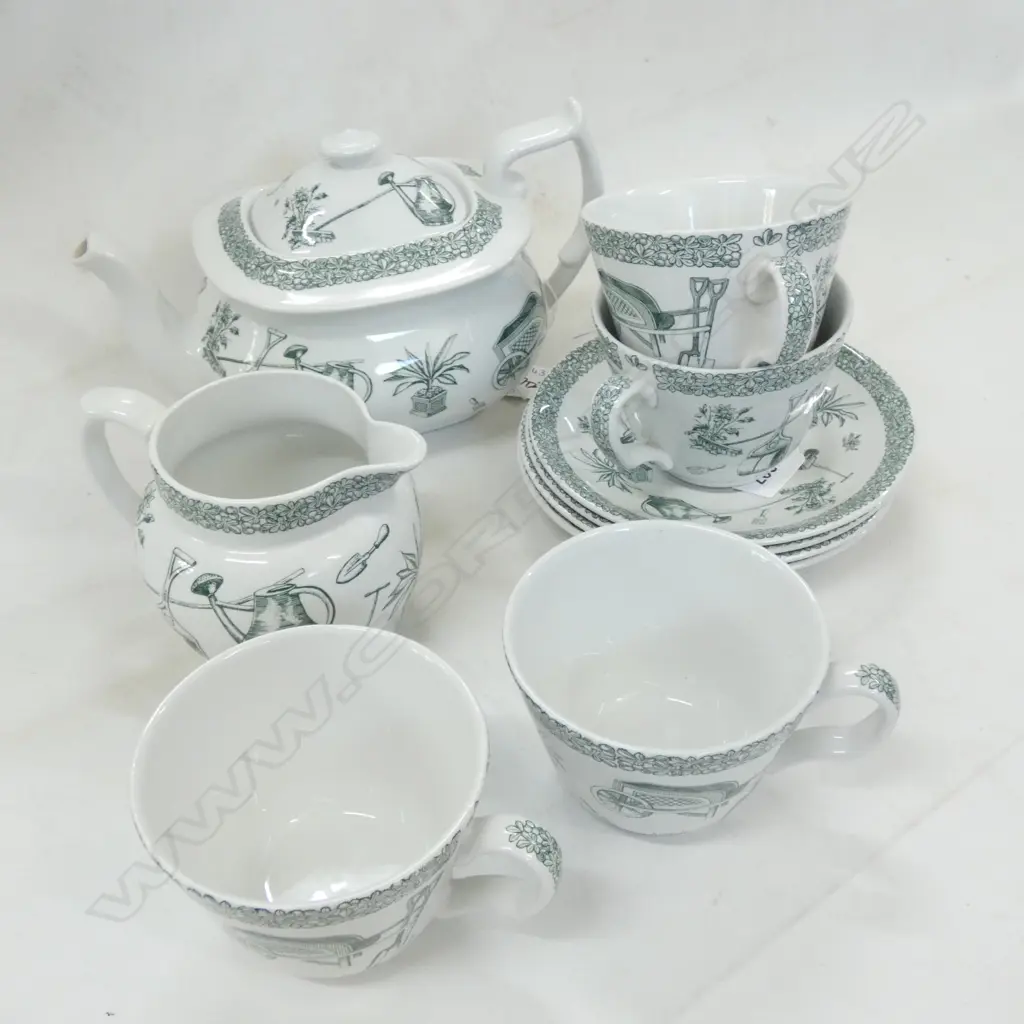 SPODE ' GARDENING' 10 PCE SET; TEAPOT / JUG & 4 CUPS & SAUCERS  Image 1++