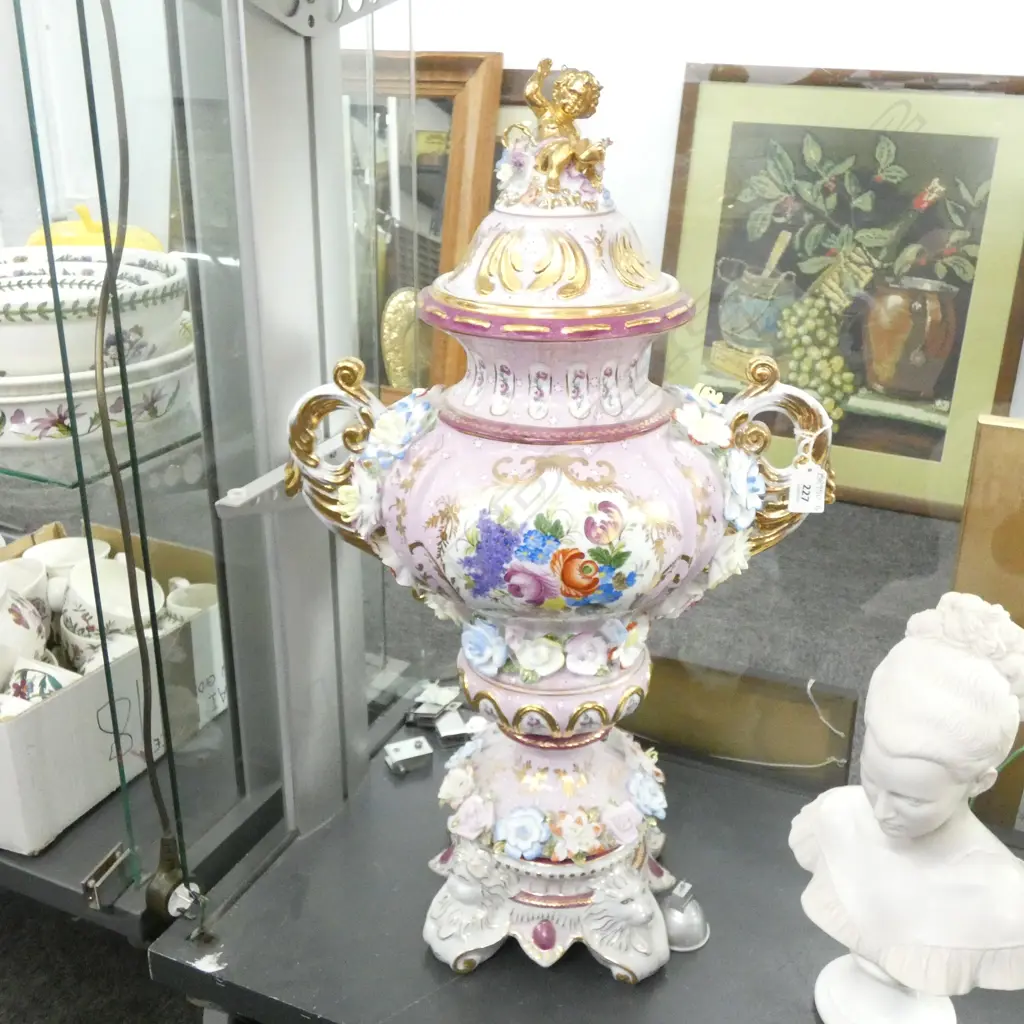 LIMOGES ORNATE GILDED & PORCELAIN FLOWER LIDDED FLOOR VASE - GILDED CHERUB ON TOP & LIONS HEAD FEET H. 690MM Image 1++