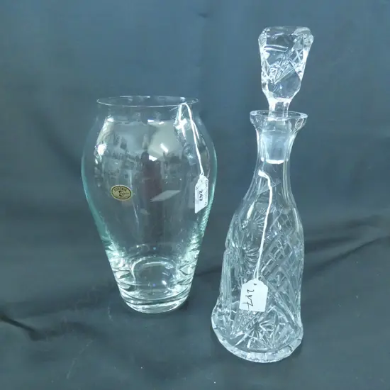 LG BOHEMIA GLASS VASE (H255MM) + CRYSTAL CUT DECANTER (H305MM)