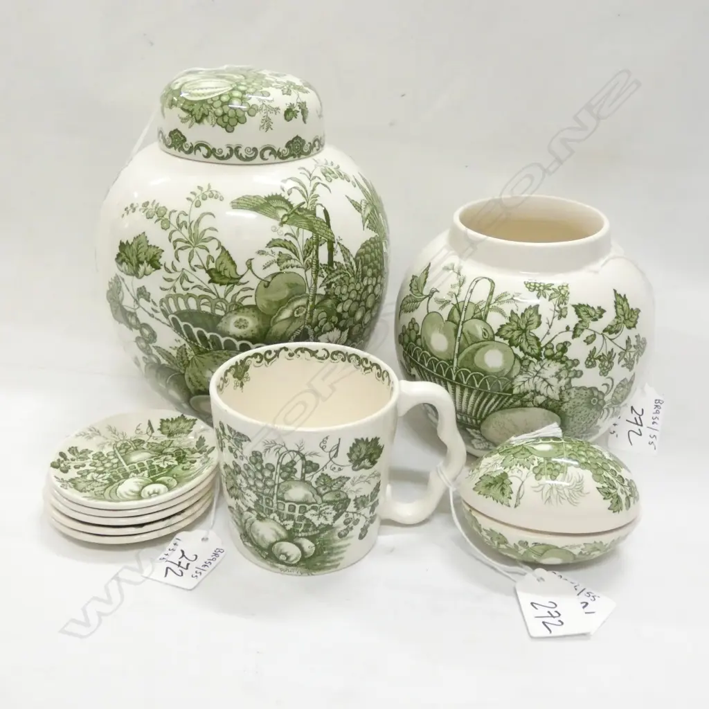 9 PCS MASONS IRONSTONE, LIDDED GINGER JAR, 3 OTHER PCS & 5 DISHES Image 1++