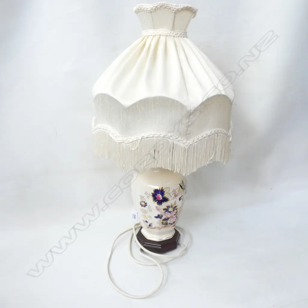 MASONS IRONSTONE TABLE LAMP Image 1++