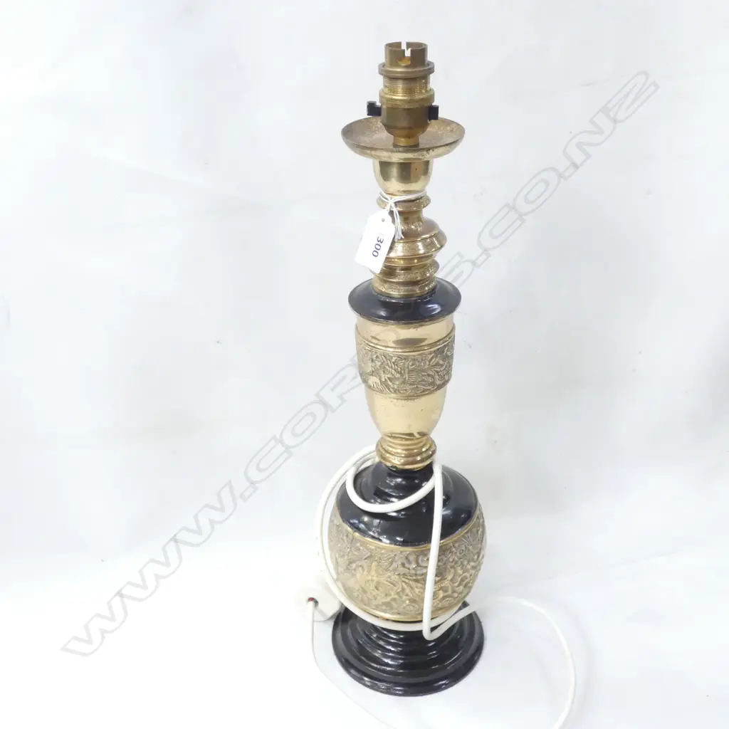 BRASS LAMP BASE H.460mm Image 1++