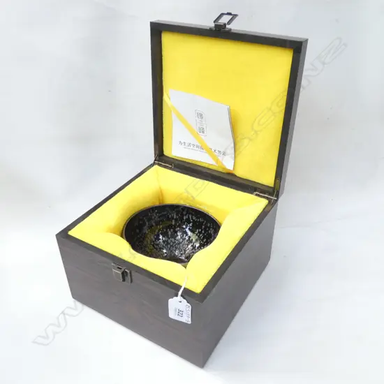 CRANE GLAZED JIAN ZHAN (TEA CUP) IN ORIGINAL BOX DIA 132 H. 100MM