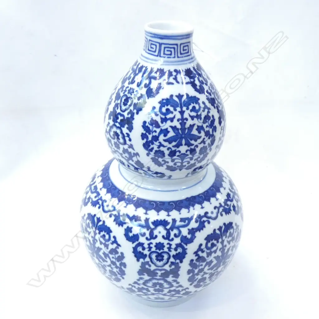 B/W DOUBLE GOURD VASE H.280mm Image 1++