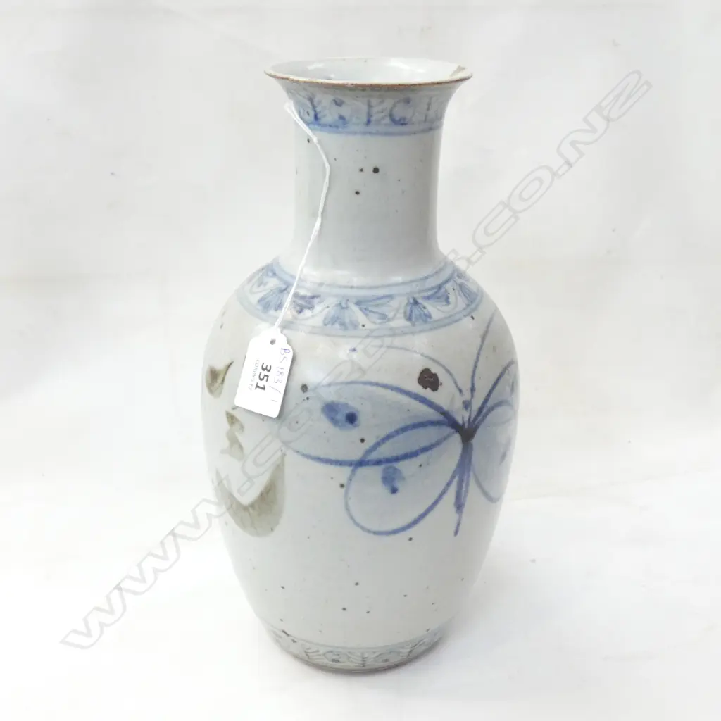B/W ORIENTAL VASE H.295mm Image 1++