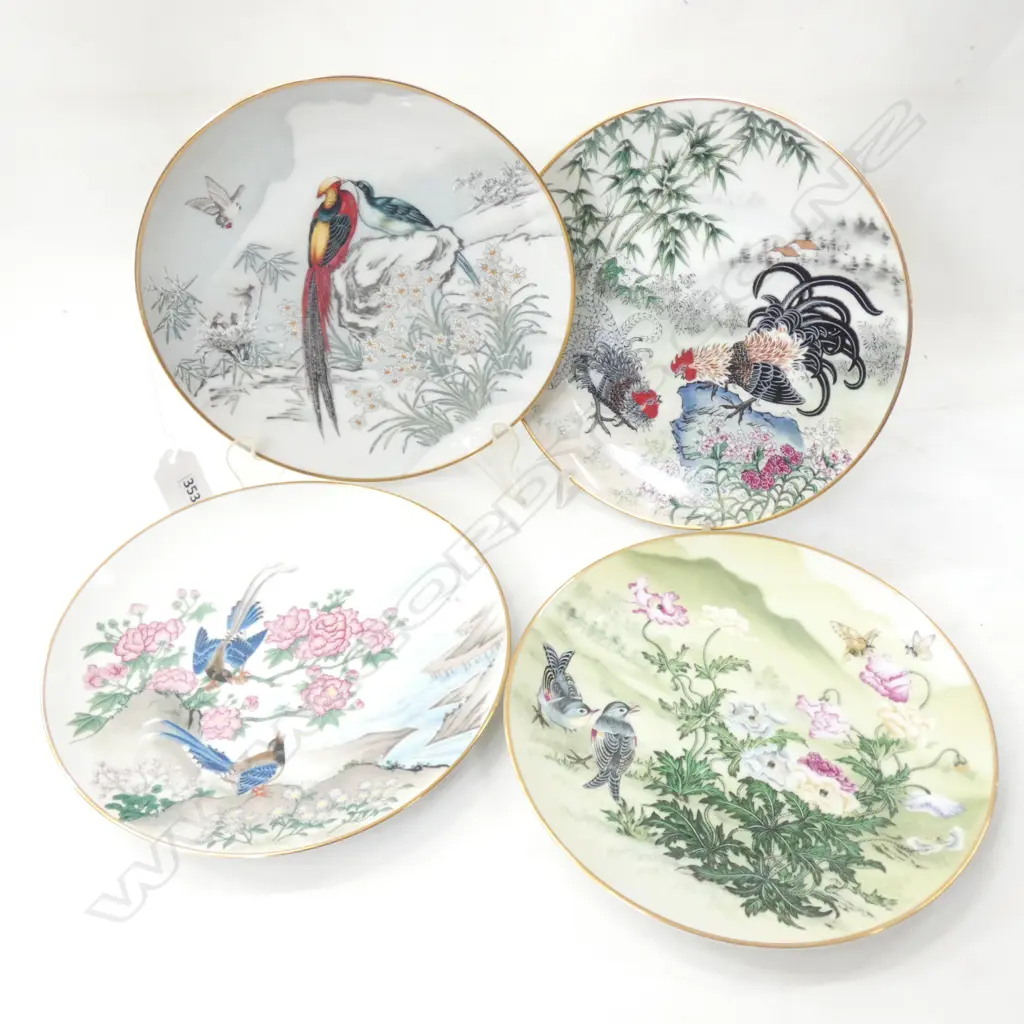 4 JAPANESE FAMILLE ROSE PLATES 190mm dia Image 1++