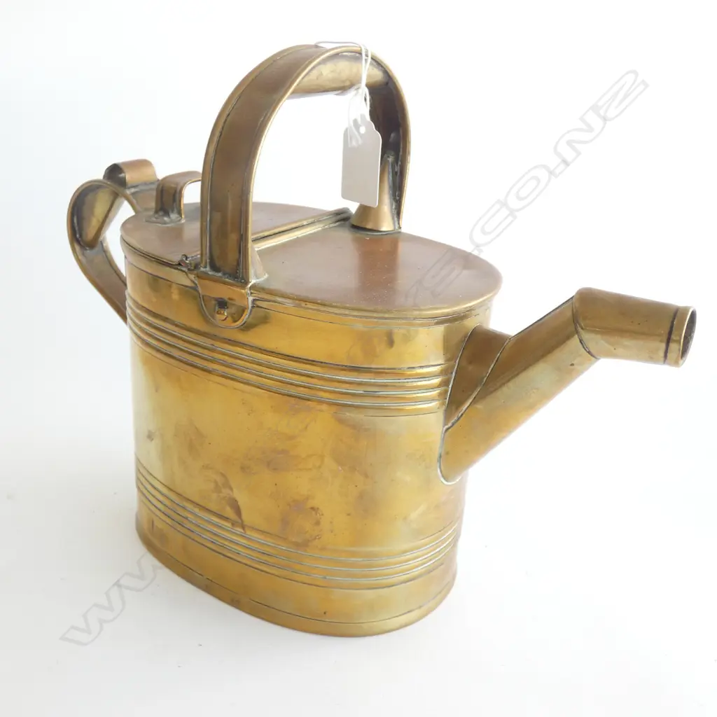 OLD BRASS WATERING CAN W.300mm Image 1++