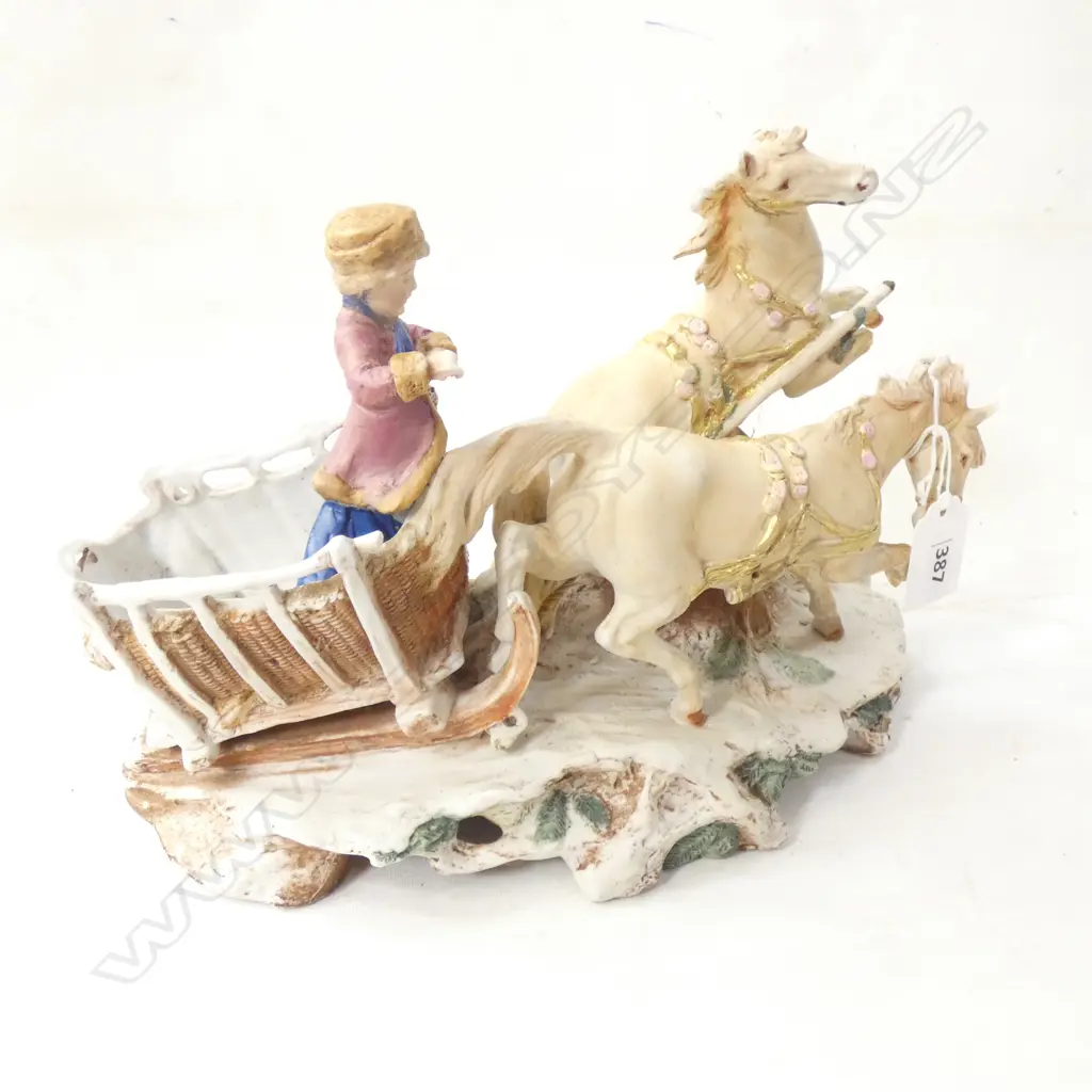 GERMAN FIGURE w. HORSES AF L.270mm Image 1++