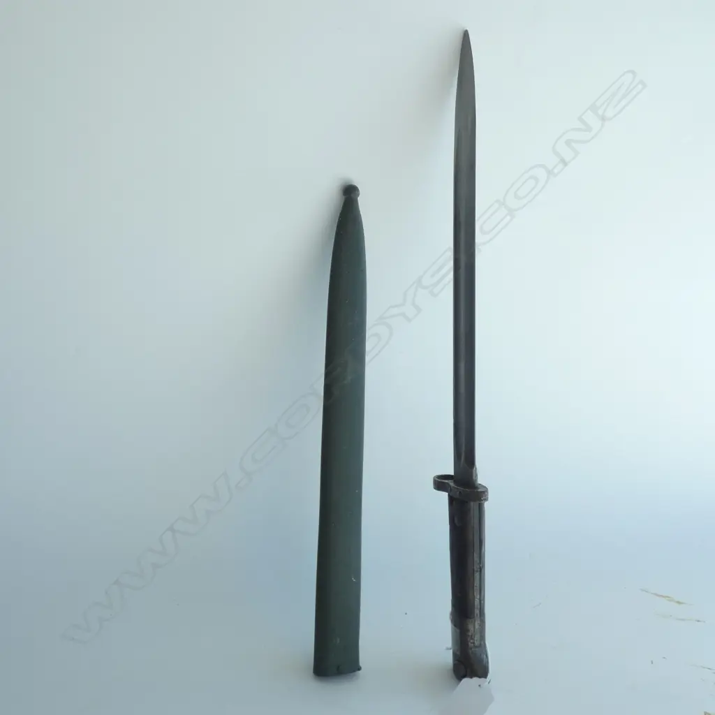 (16174) OLD BAYONET IN SCABBARD SPEAR POINT L.455 Image 1++