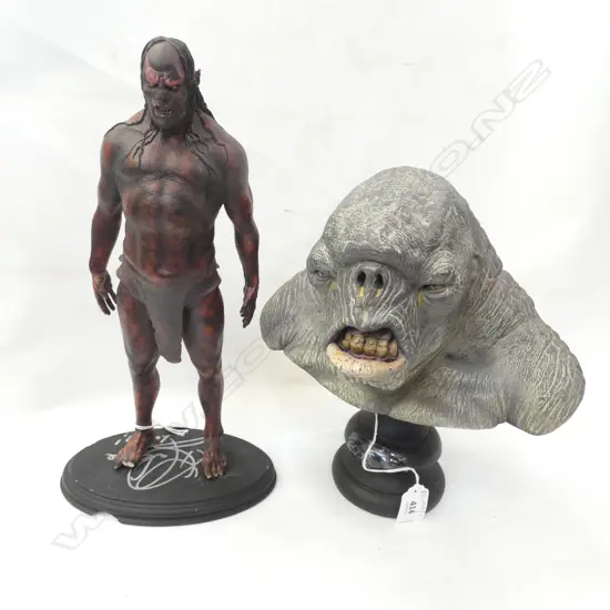 2 RESIN LOTR PCES; 'CAVE TROLL' BUST & 'LURTZ' FIGURINE SIGNED H.325mm ONE A/F