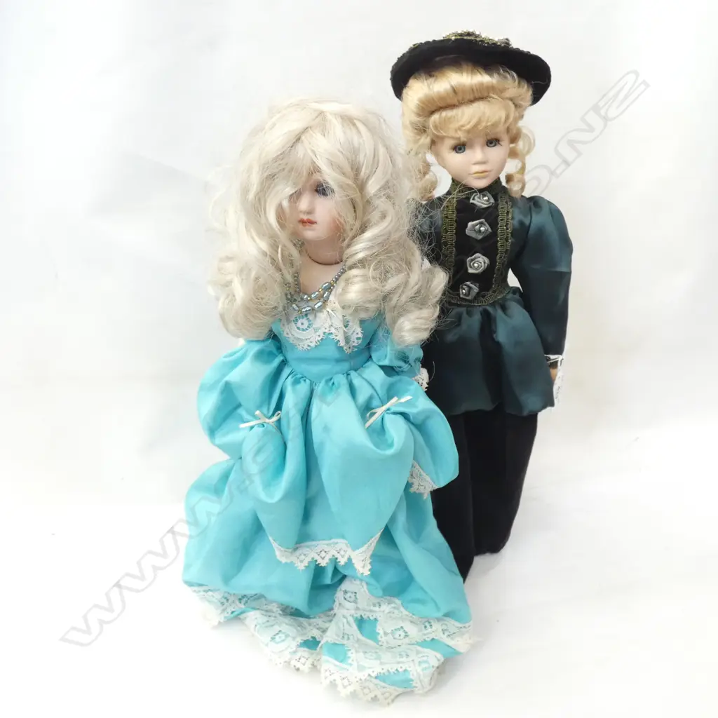 PAIR PORCELAIN DOLLS ON STANDS- TALLEST 460MM Image 1++