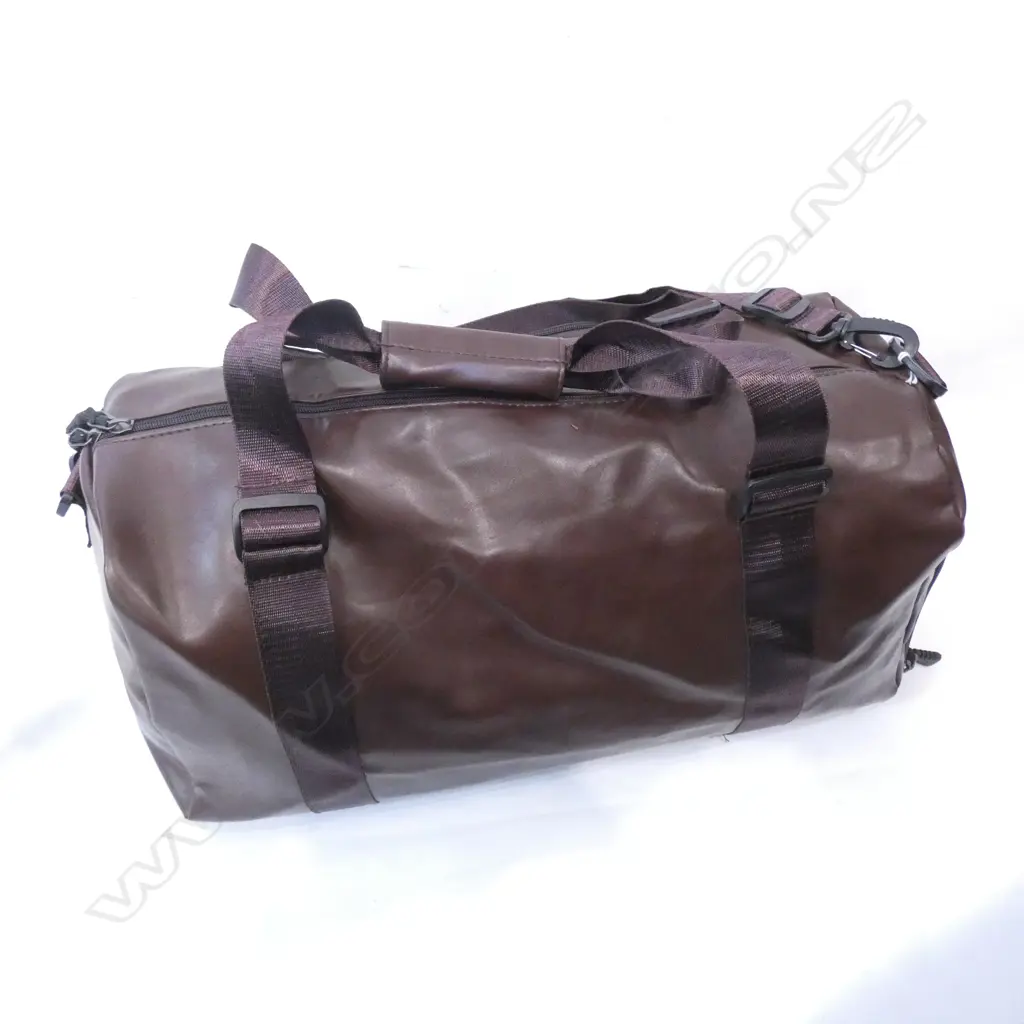 BROWN VINYL GYM BAG L.500mm Image 1++