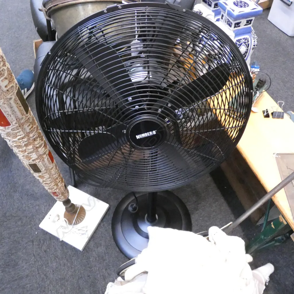 LARGE MODERN BLACK FAN Image 1++