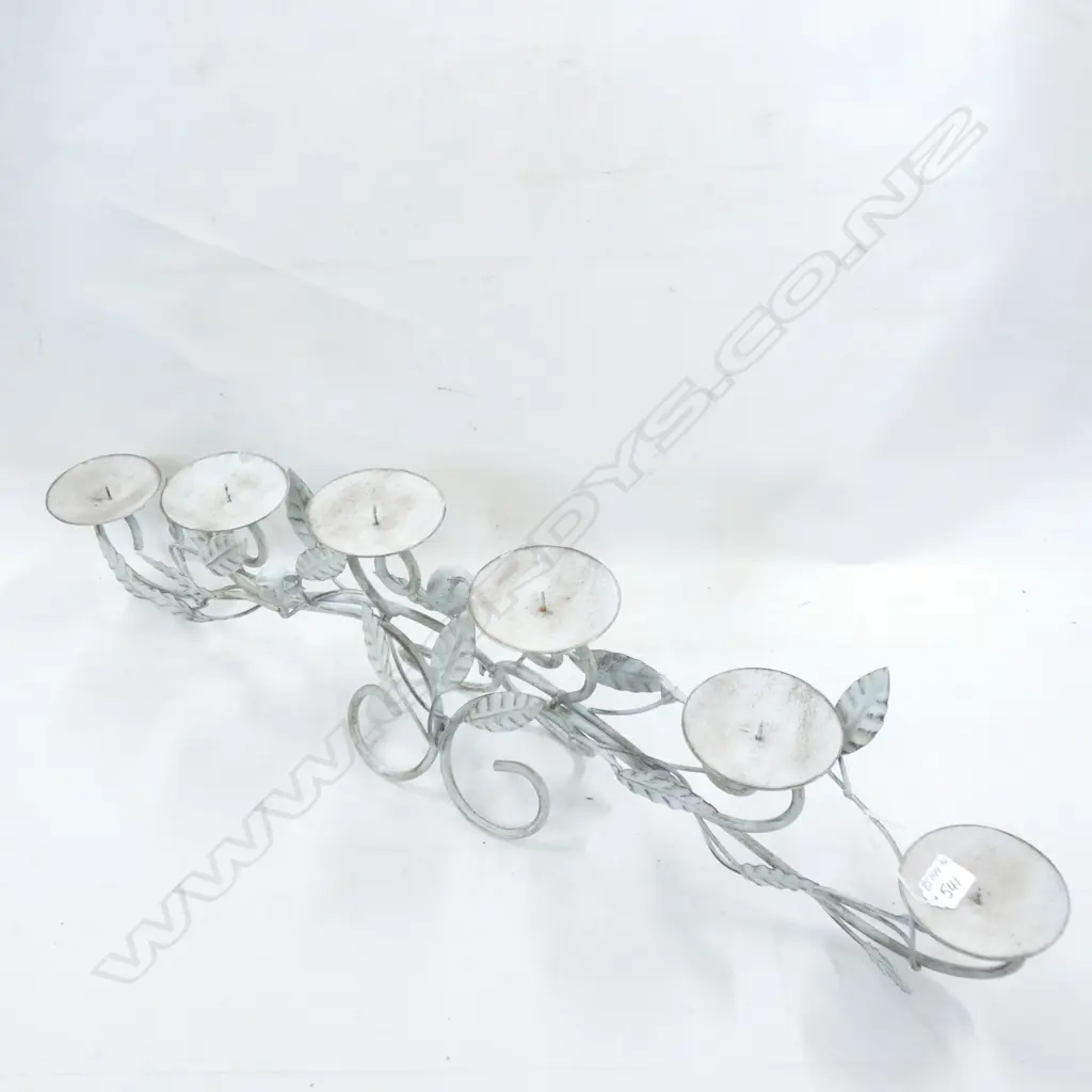 MODERN METAL 6 STEM CANDELABRA L.840MM & METAL PLATE STAND Image 1++