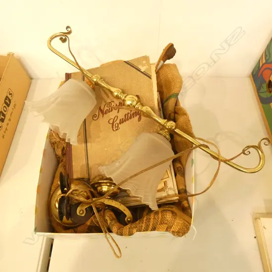 BOX LOT LIGHT FITTING, BOOKS, COFFEE BAGS