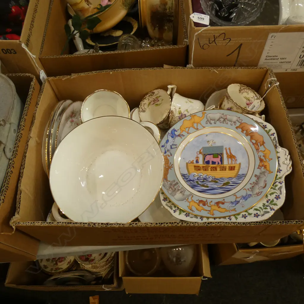 BOX LOT ASST QUALITY CHINA & COLLECTABLES; ROYAL ALBERT / PORTMEIRION / ROYAL WORCESTER ETC.. Image 1++