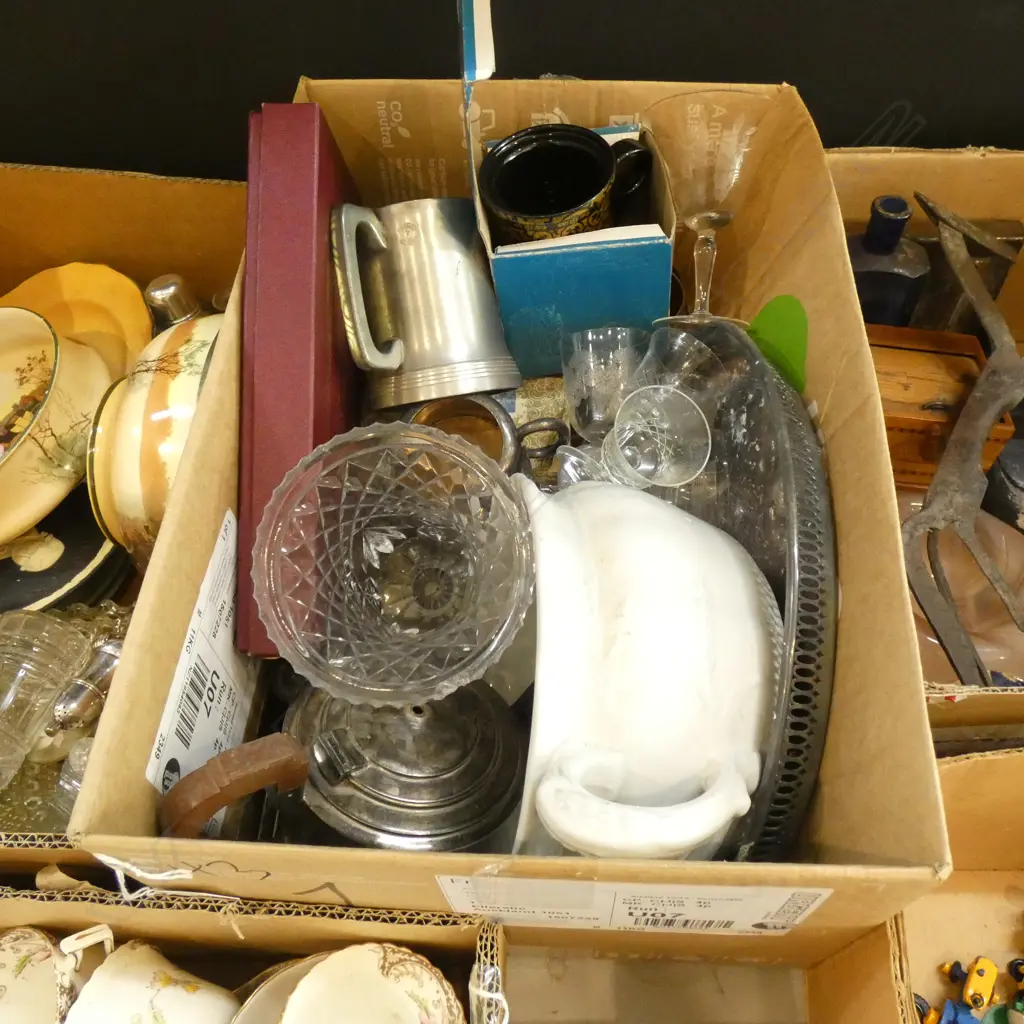 BOX LOT POTTY, EP, CYRSTAL ETC Image 1++