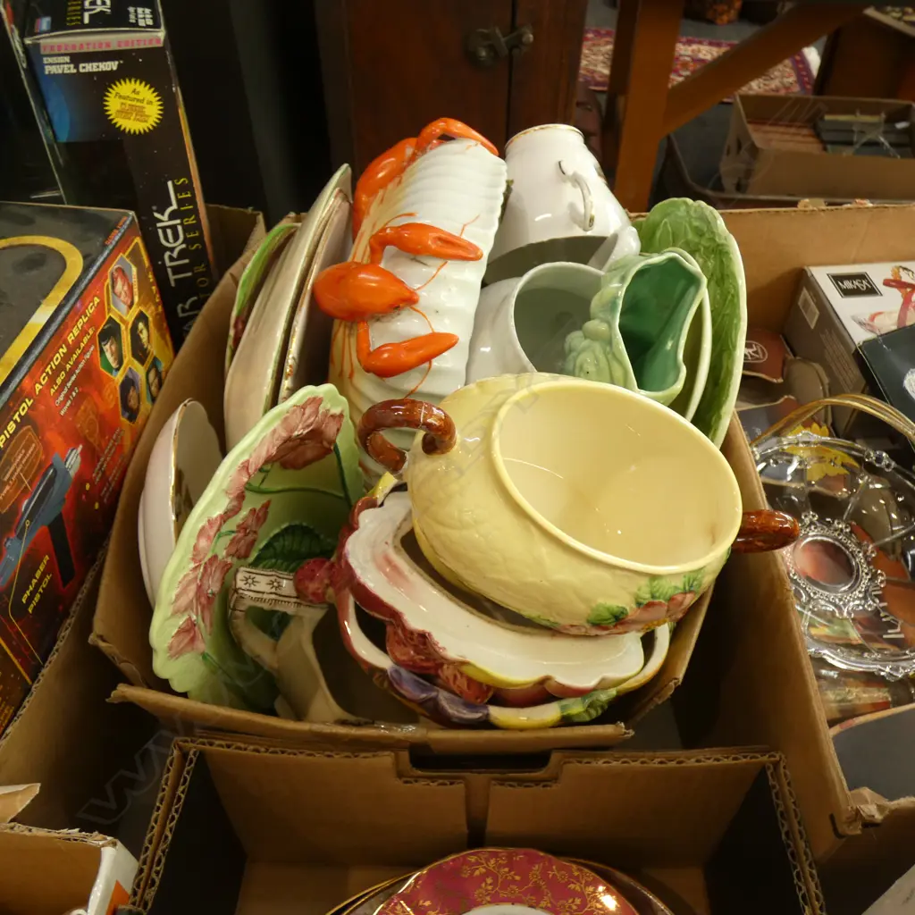 BOX LOT CARLTONWARE, EP ETC Image 1++