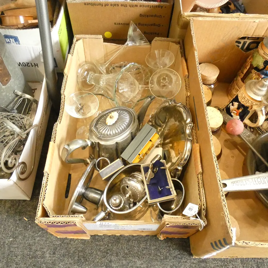 BOX LOT ASST. CRYSTAL, EP, STG CUFFLINKS, ETC Image 1++