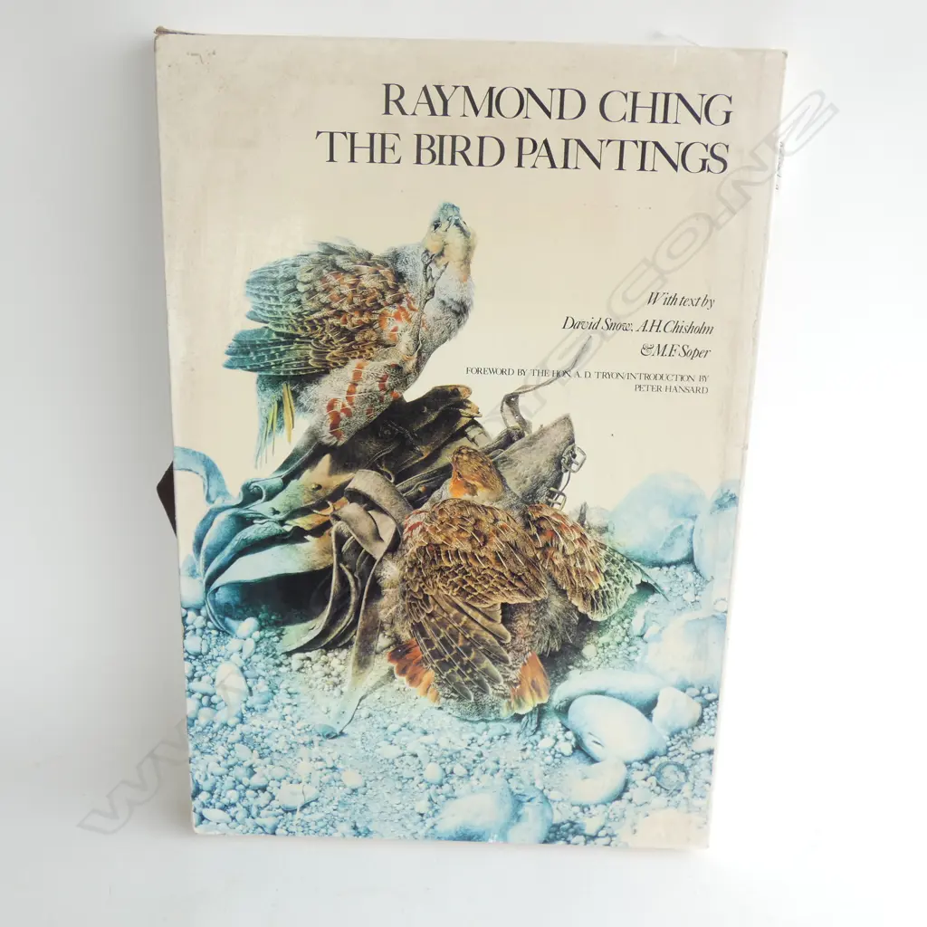 RAYMOND CHING BOOK; THE BIRD PAINTINGS H.490mm Image 1++