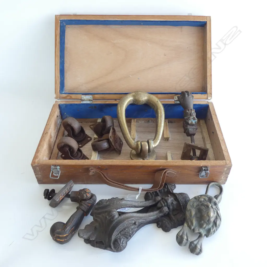 WOODEN CASE w. VINTAGE CAST IRON DOOR KNOCKERS Image 1++
