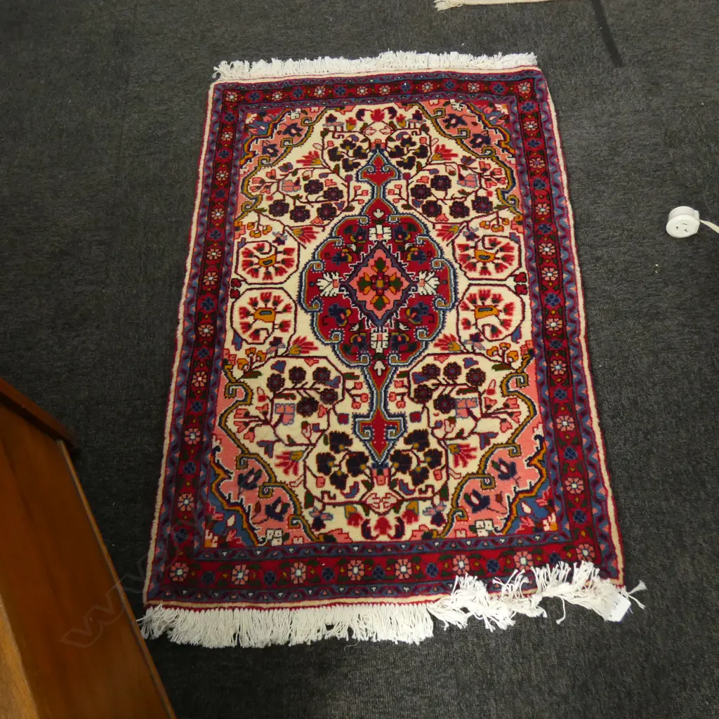 #258G PERSIAN MALAYER HAND KNOTTED RUG 100 x 62 CM Image 1++