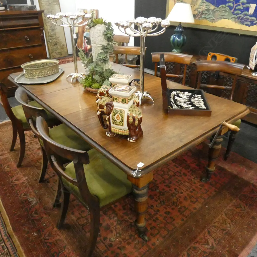 VICTORIAN EXTENSION DINING TABLE w. 1 LEAF and crank Image 1++