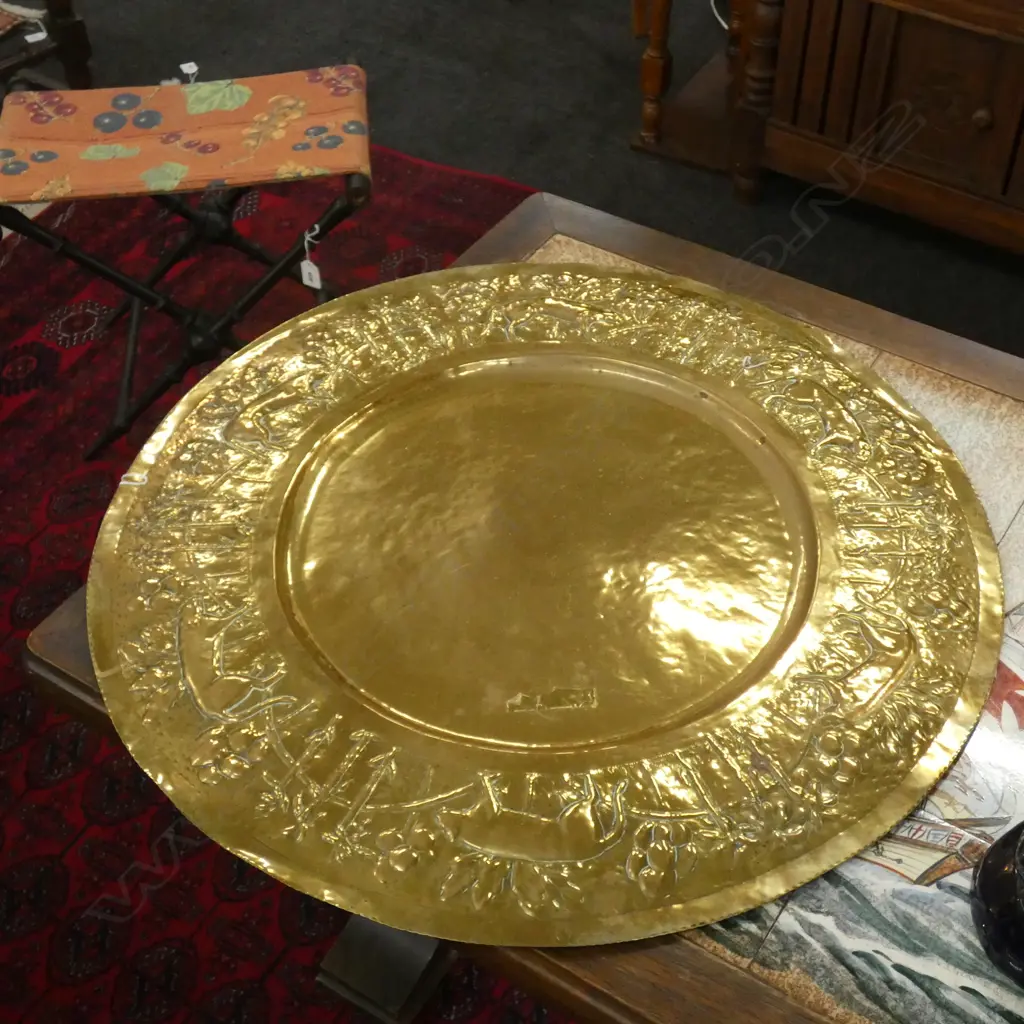 BRASS TRAY 620mm dia Image 1++