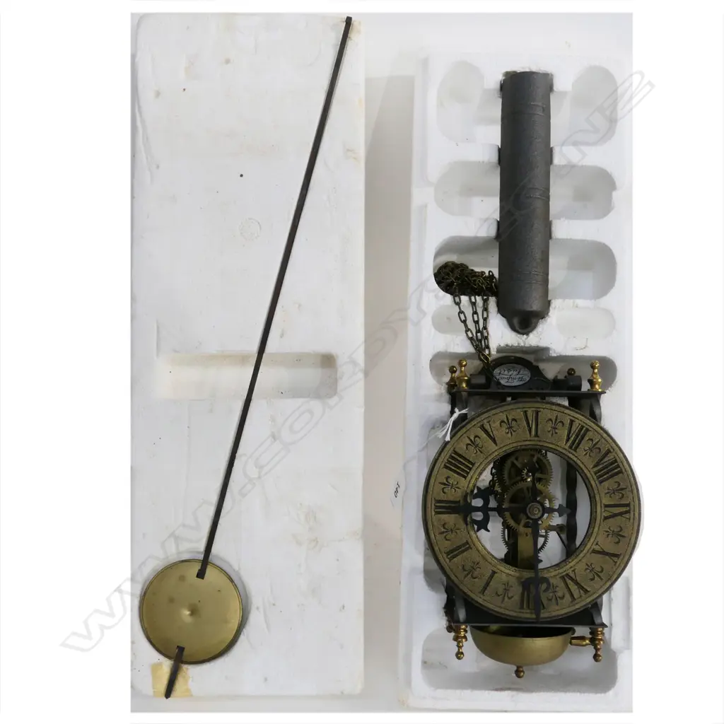 EUROPEAN STYLE REPLICA CLOCK. H.230mm Image 1++