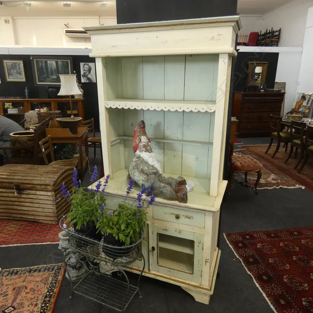 WHITE PAINTED COUNTRY STYLE DRESSER... Image 1++