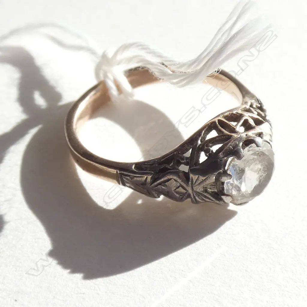 9CT SOLITAIRE VINTAGE RING 2.56GMS Image 1++