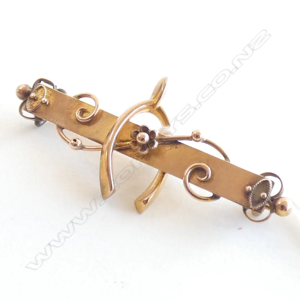 EDWARDIAN 9CT GOLD LUCKY WISHBONE BROOCH Image 1++