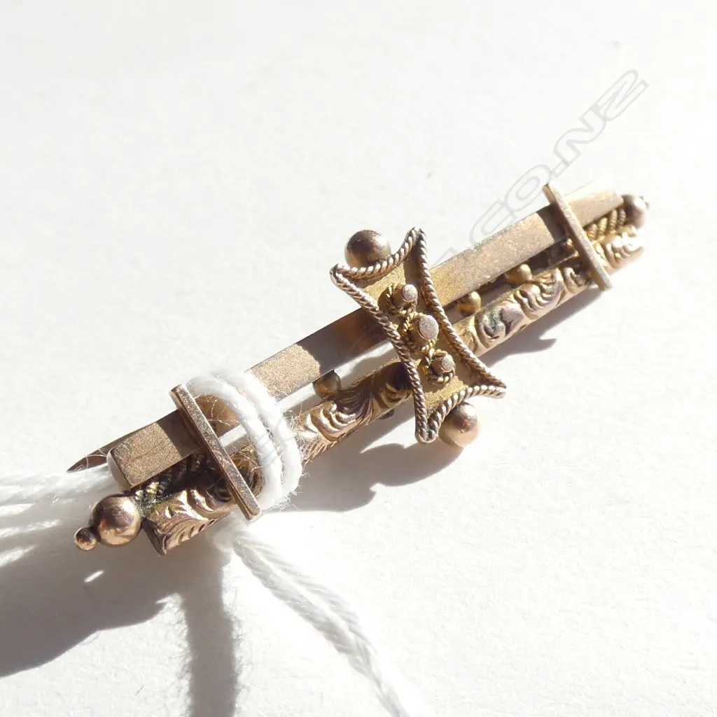 c1900 9ct ROSE GOLD BAR BROOCH 2.5gms Image 1++